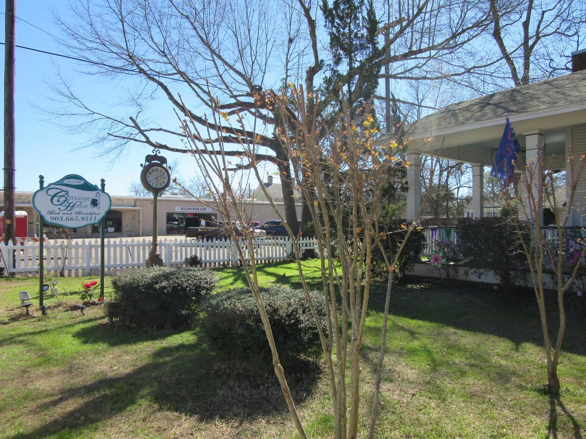 The Carriage House Bed & Breakfast 3*